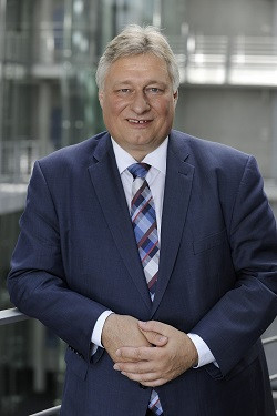 Martin Burkert im Paul-Löbe-Haus
