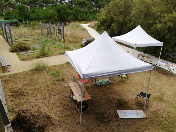 Installation de 2 stands passants