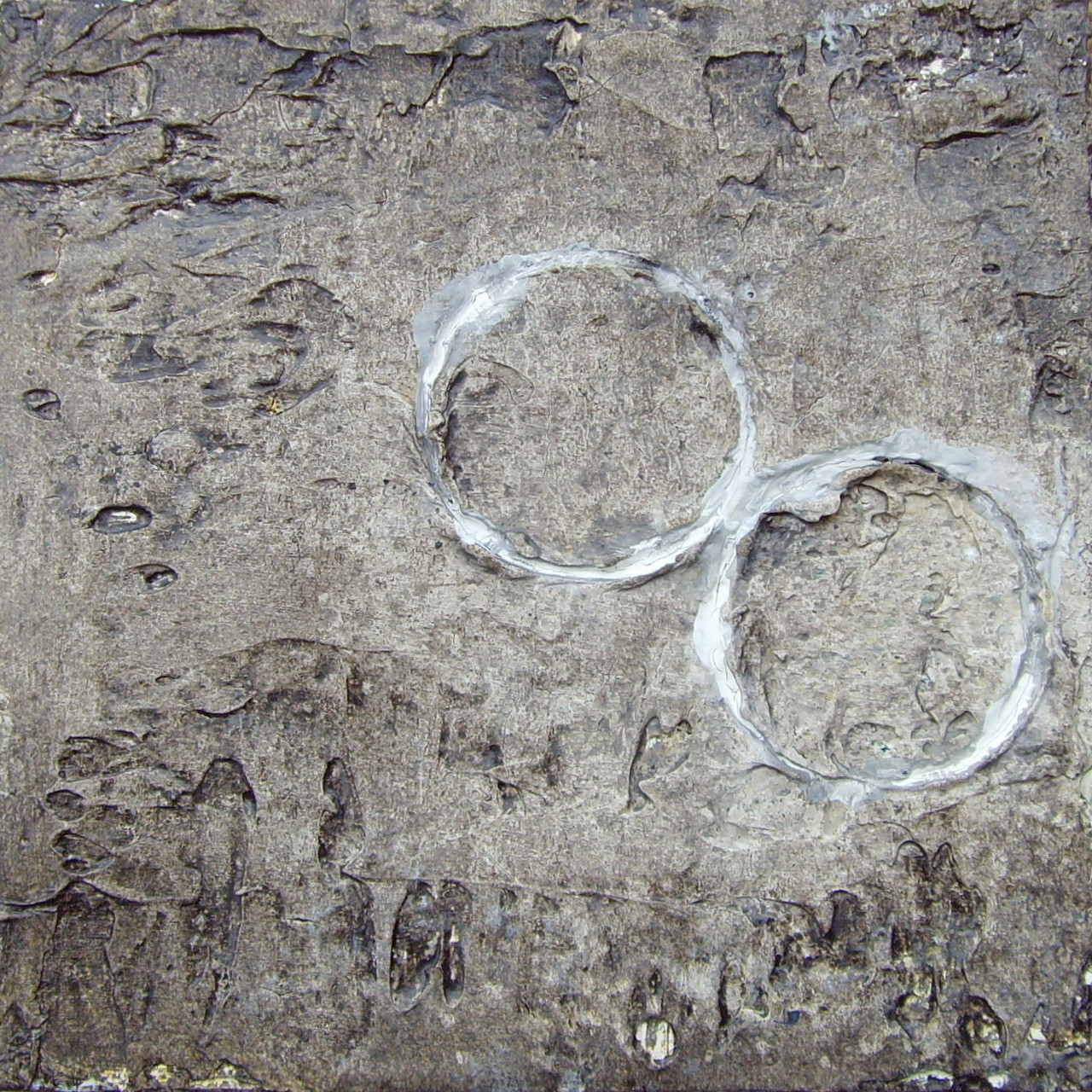 Weisse Ringe; 15cm x 15cm, Mixed Media