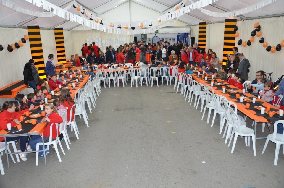 16 de marzo de 2013. Merienda ofrecida por Hugo (PI2013).