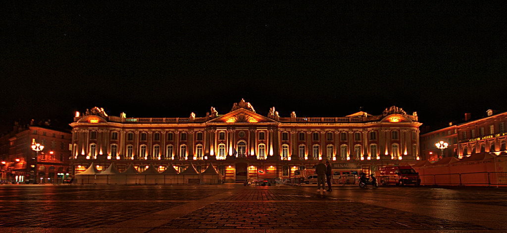 Place du Capitole de nuit