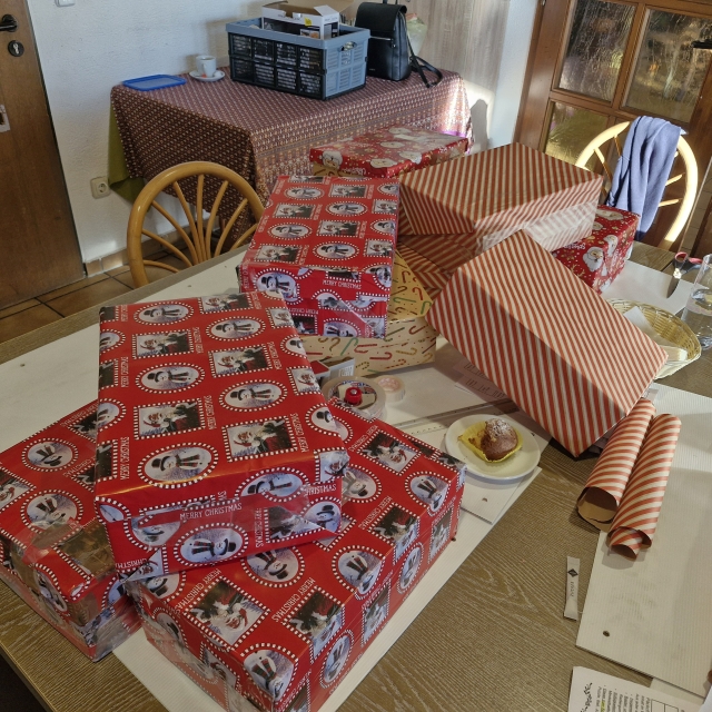 Weihnachtspäckchen Aktion - Teil 1
