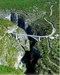 saut à l'élastique pont de l'artuby