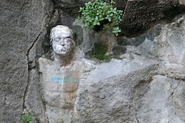 Connaissez-vous cette étrange sculpture ?