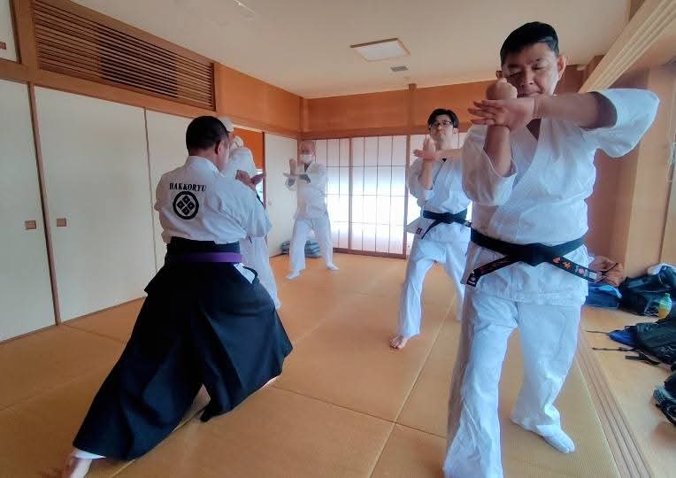 護身体操で中心を知る