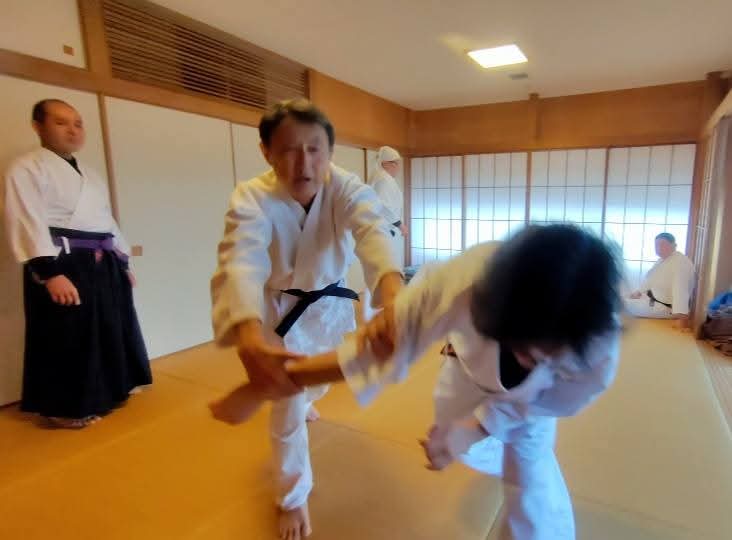 迫力のある取り押さえ