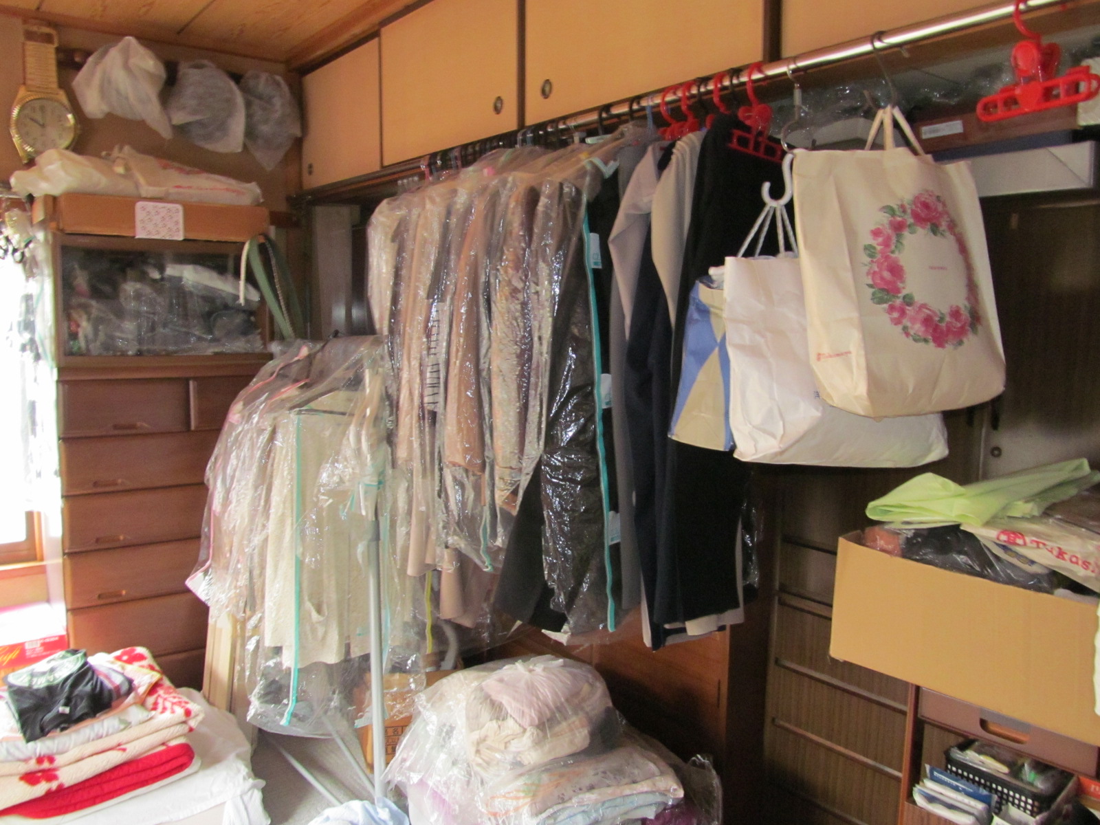 服の多さは豊かさの象徴という時代
