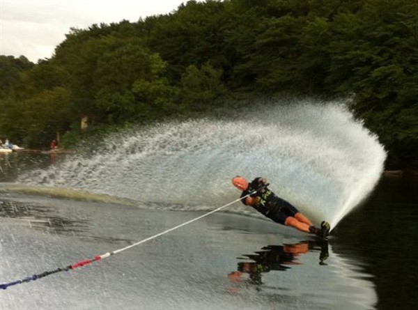 le slalom en ski nautique