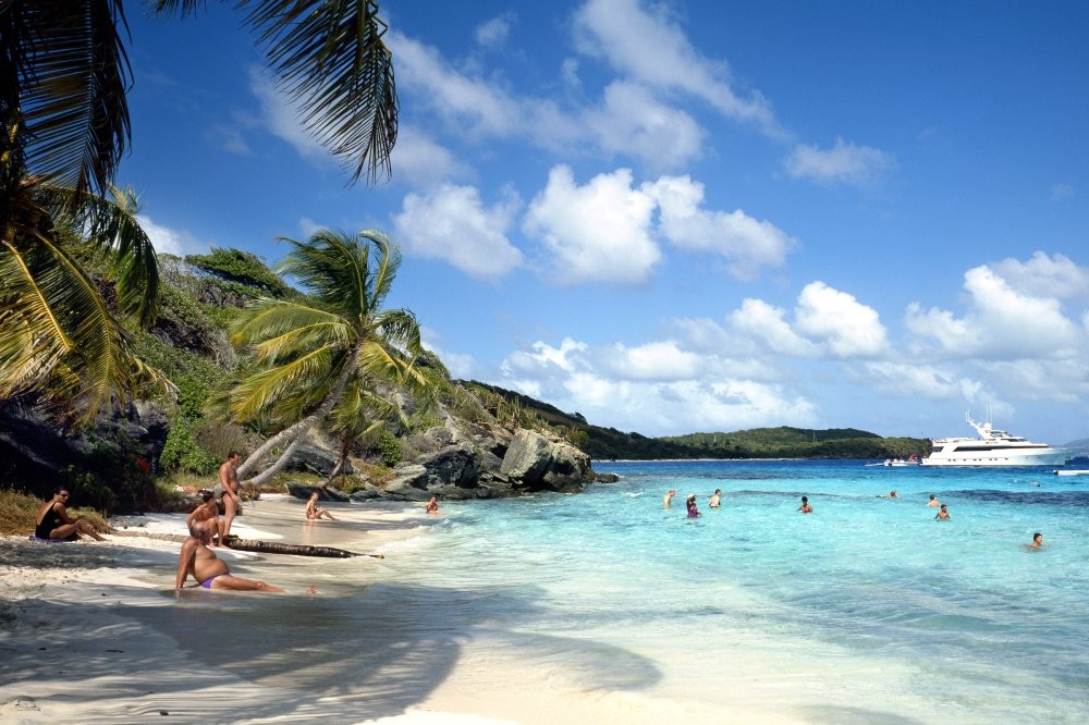 Erotic vacation booking