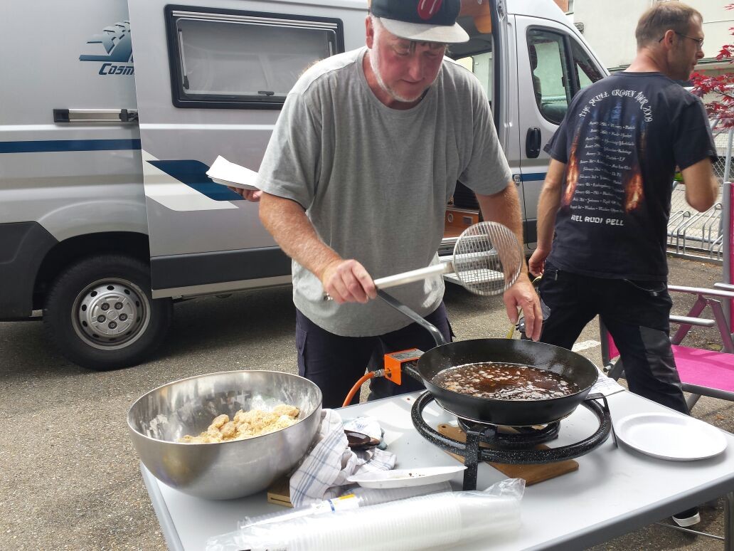 Für das leibliche Wohl sorgte auch bei diesem «Betriebsausflug» unser «Küchenchef» Roger.