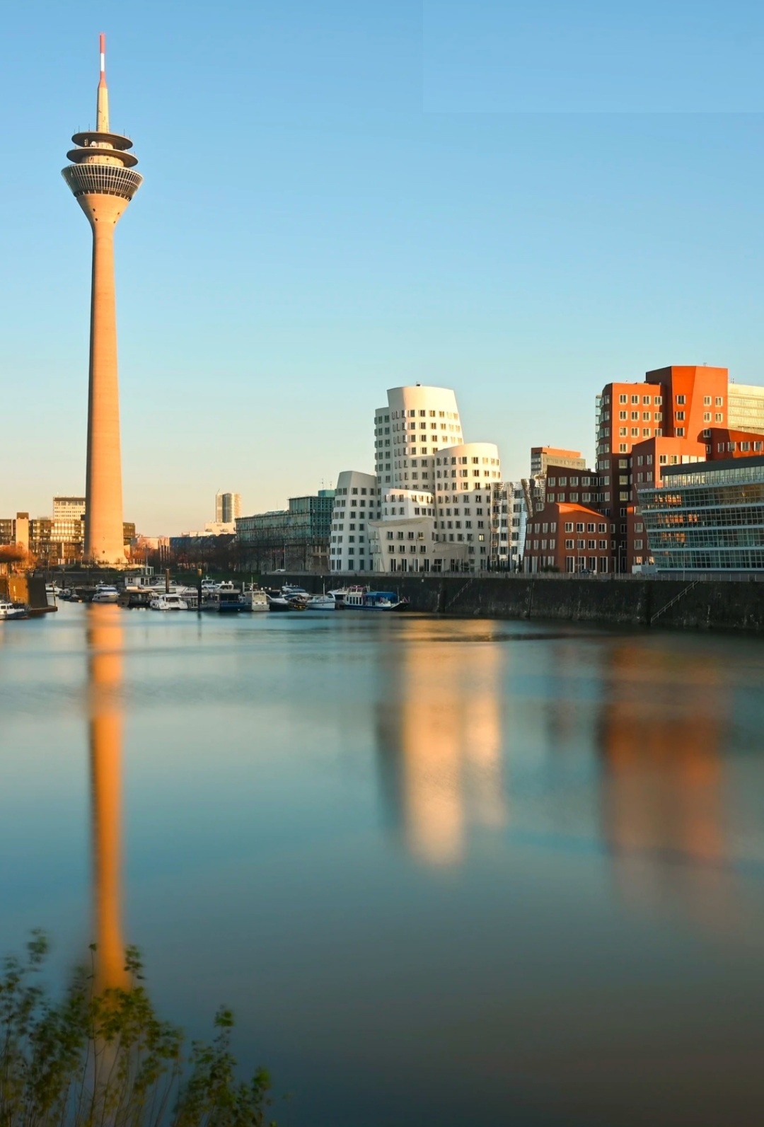 Düsseldorf Hafen Skyline