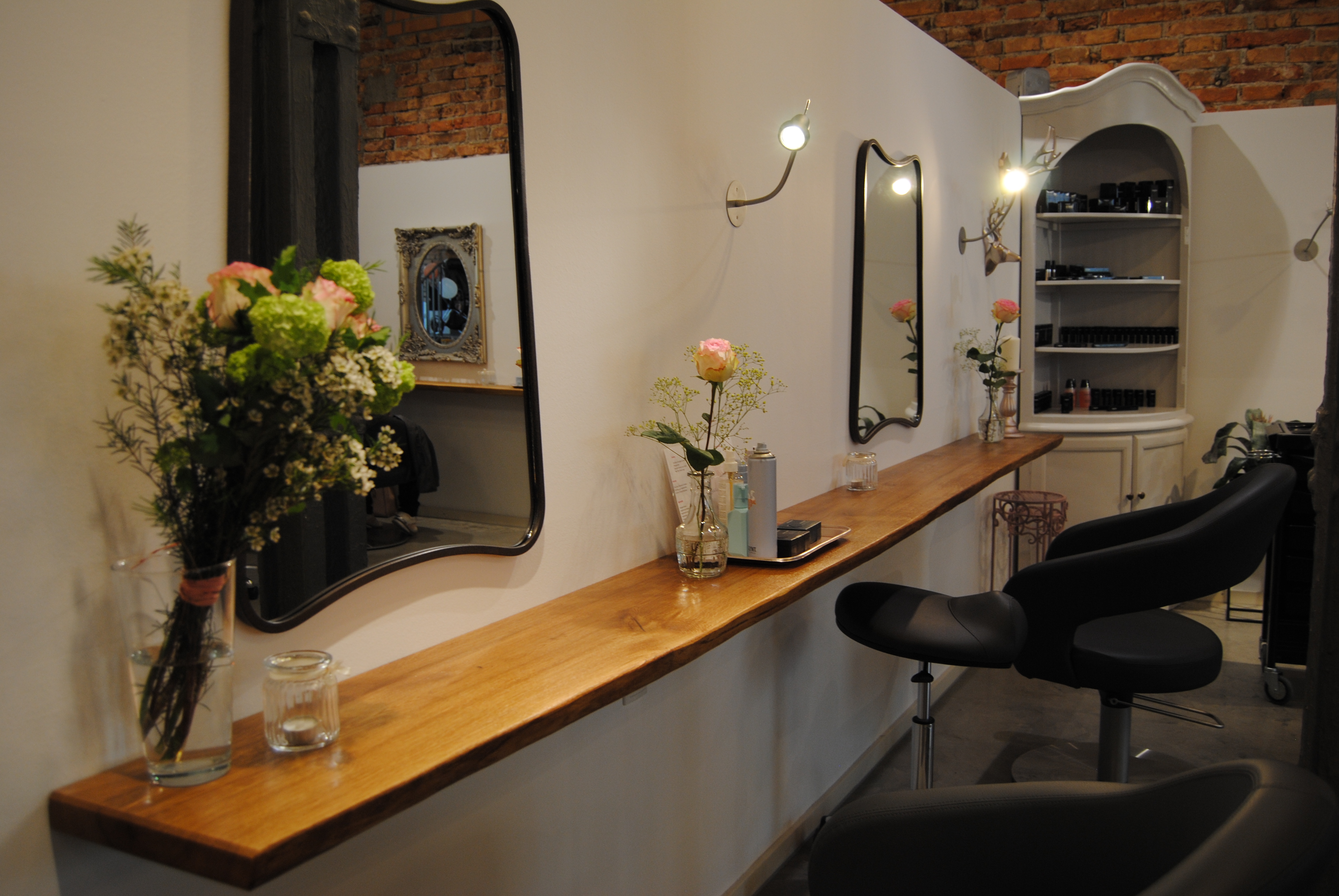 Glynt - Zur Aufbrezlerei: Ihr Friseur in Rosenheim für Haare schneiden, Farbe und Hochzeitsfrisuren