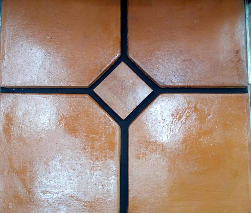 Piso de barro Pentagonal 30x30