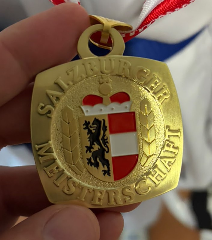 Anna ist Landesmeisterin im Taekwondo