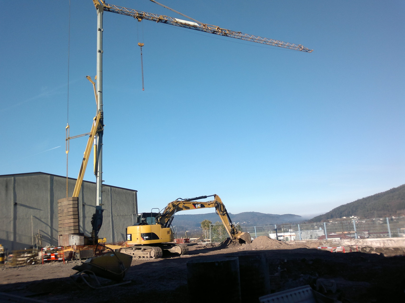 Sem02: Et maintenant une grue ! Et toujours une météo favorable...