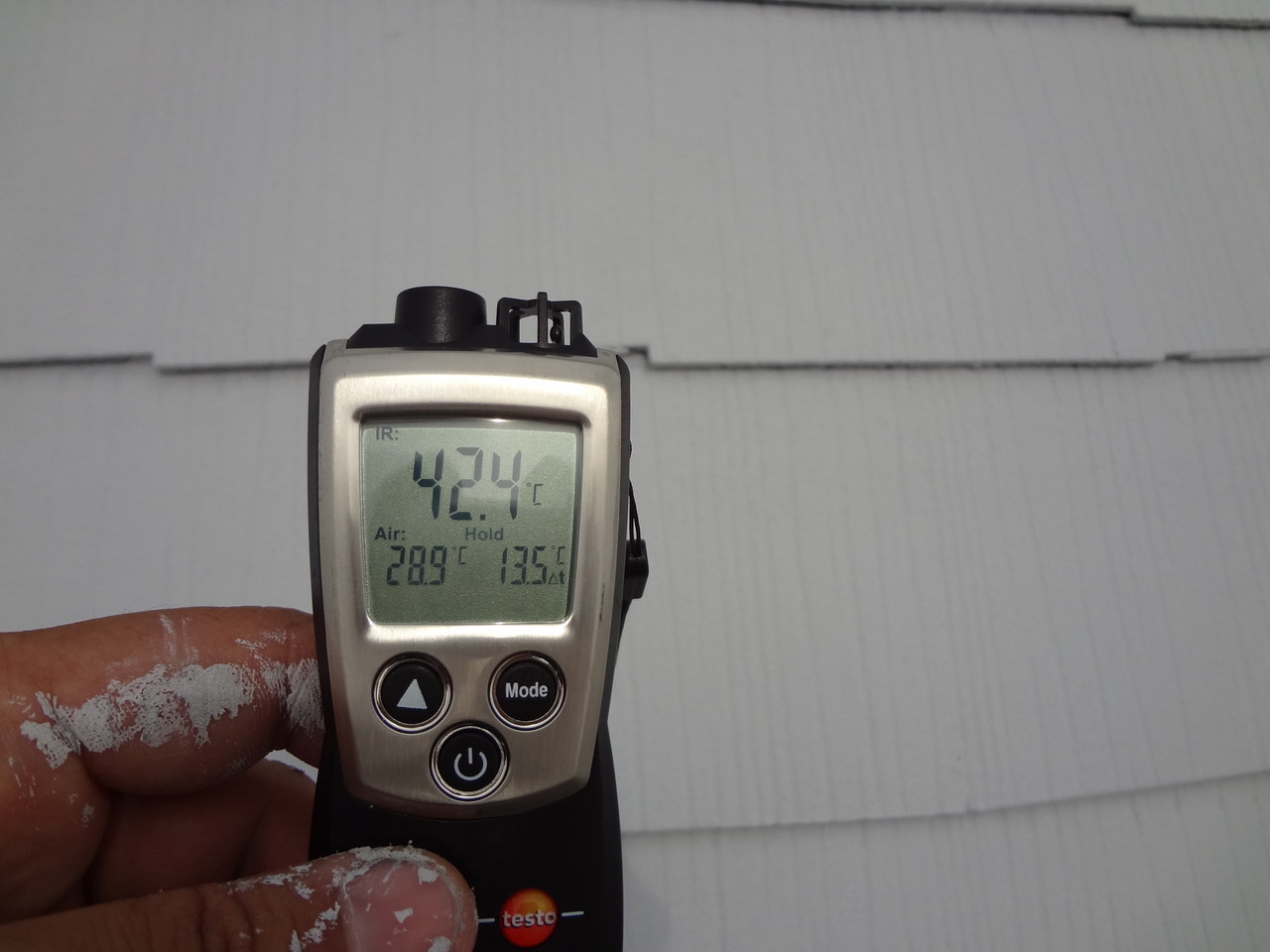 キルコート３層目塗布後表面温度４２．４℃
