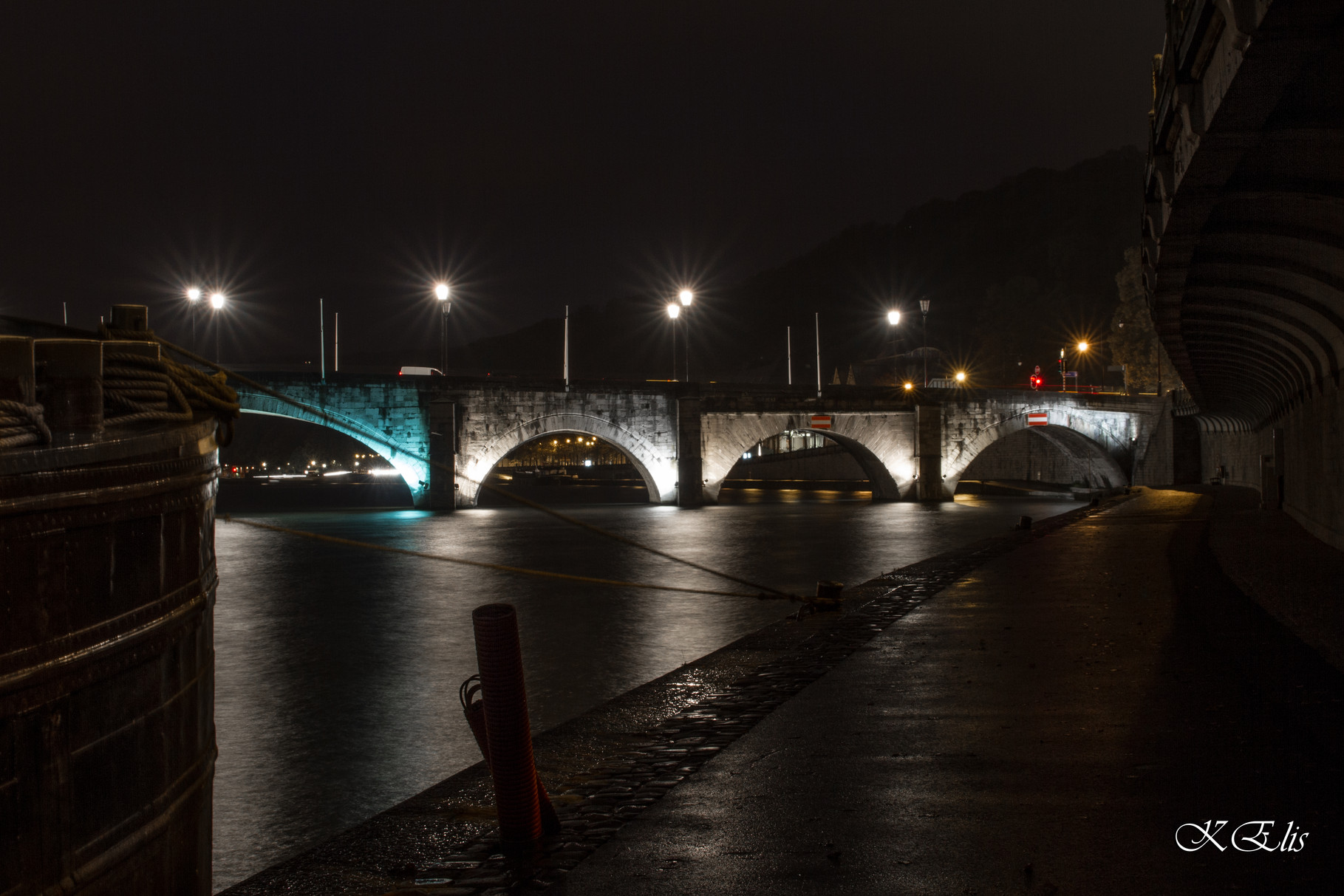 Namur by night