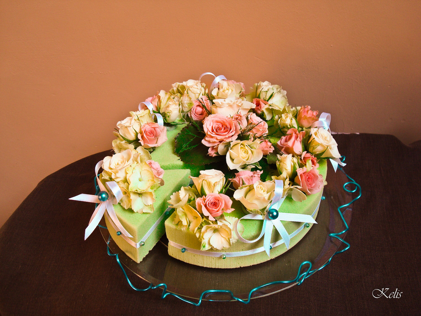 Composition florale, gâteau floral