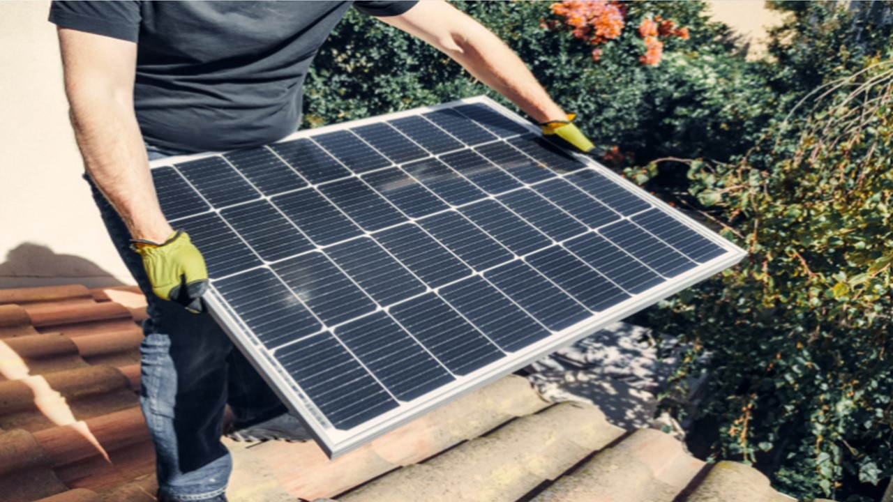 Frühaufs Dach, Hasbergen: Kompetenzprofil im Solaranlagenbau wird zertifiziert