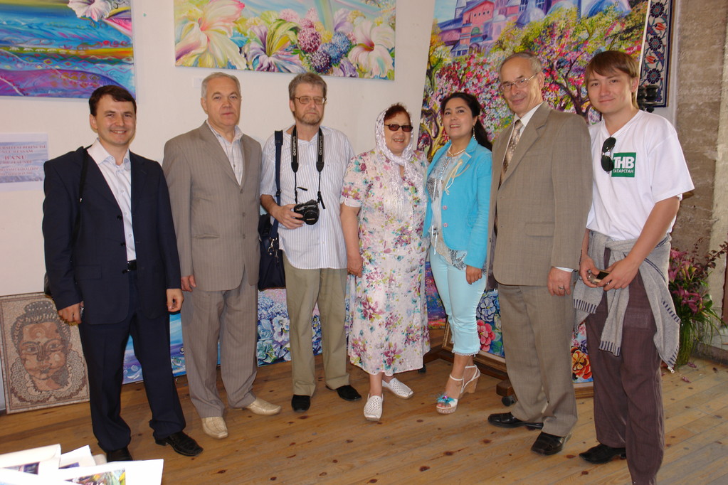 Rektor von Kazan Universität mit Gaesten aus Kazan