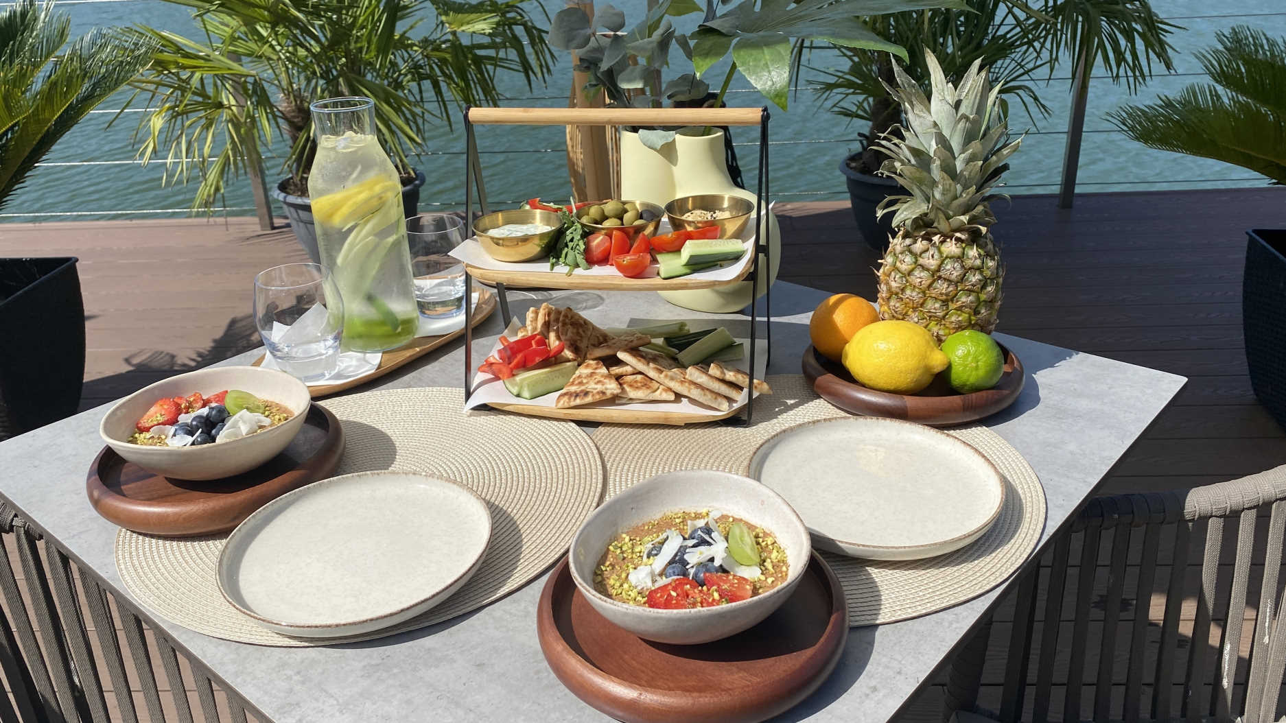 Getreidebrei mit leckeren Früchten