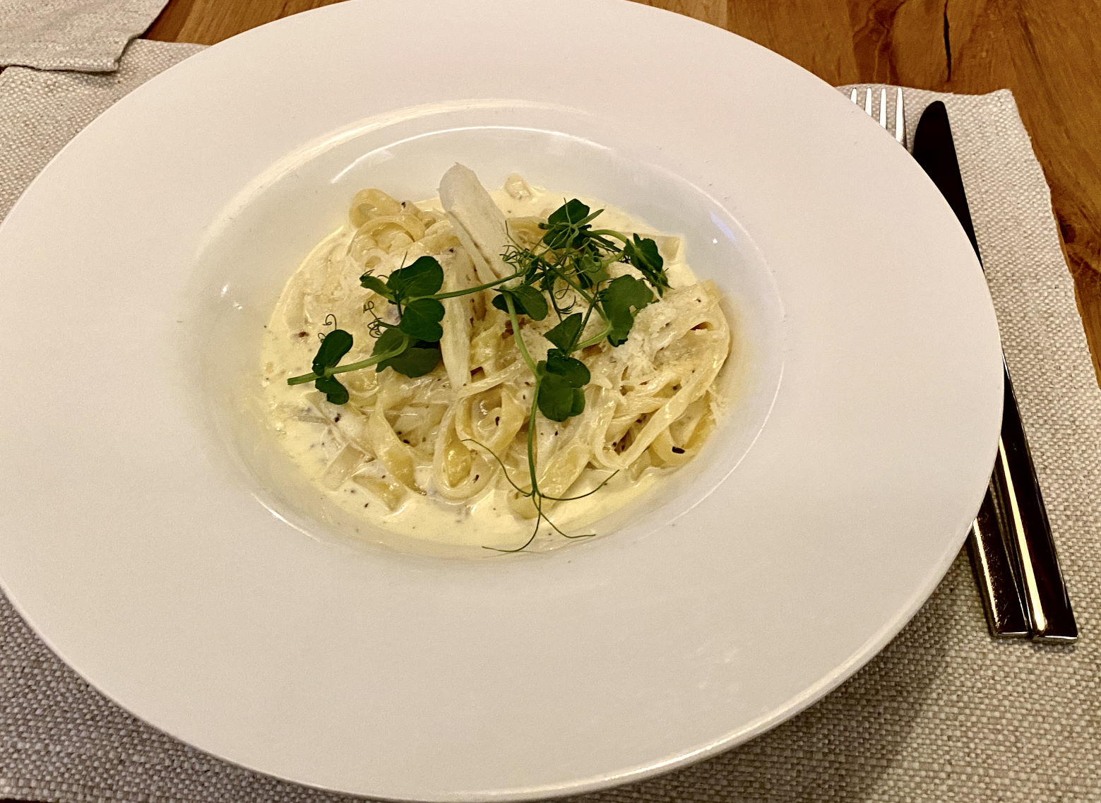 Hausgemachte Tagliatelle mit Trüffel