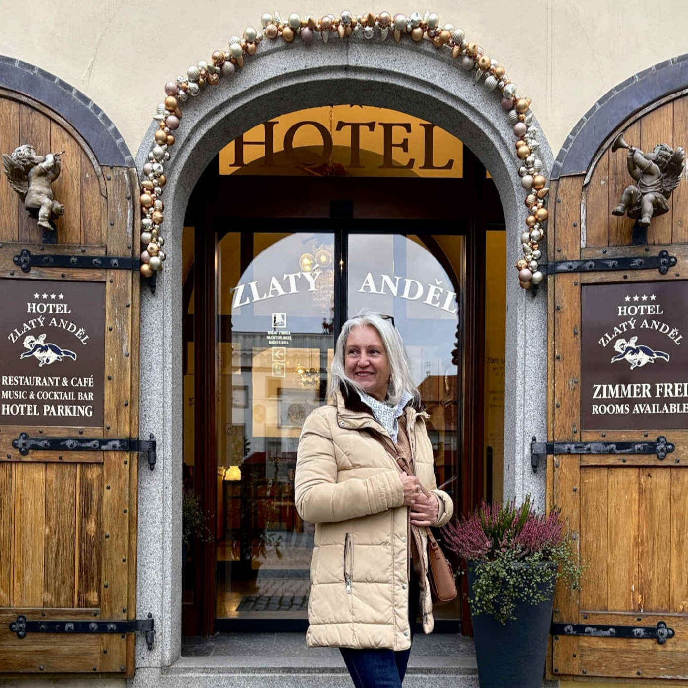 ****HOTEL Zlatý ANDEL IN KRUMAU – HISTORISCHER CHARME TRIFFT WEIHNACHTSZAUBER