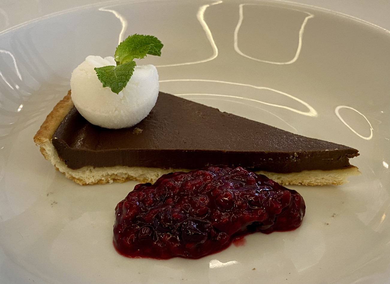 CHILI-HIMBEER SCHOKOLADENTORTE, Zitronensorbet
