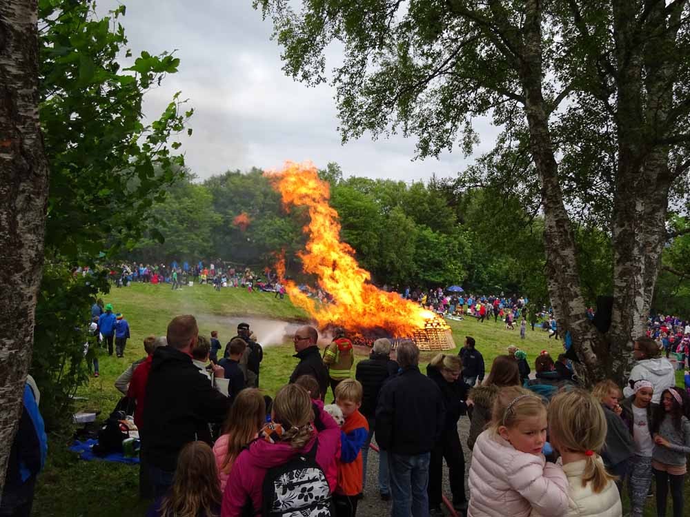 Mitsommernacht-Feuer