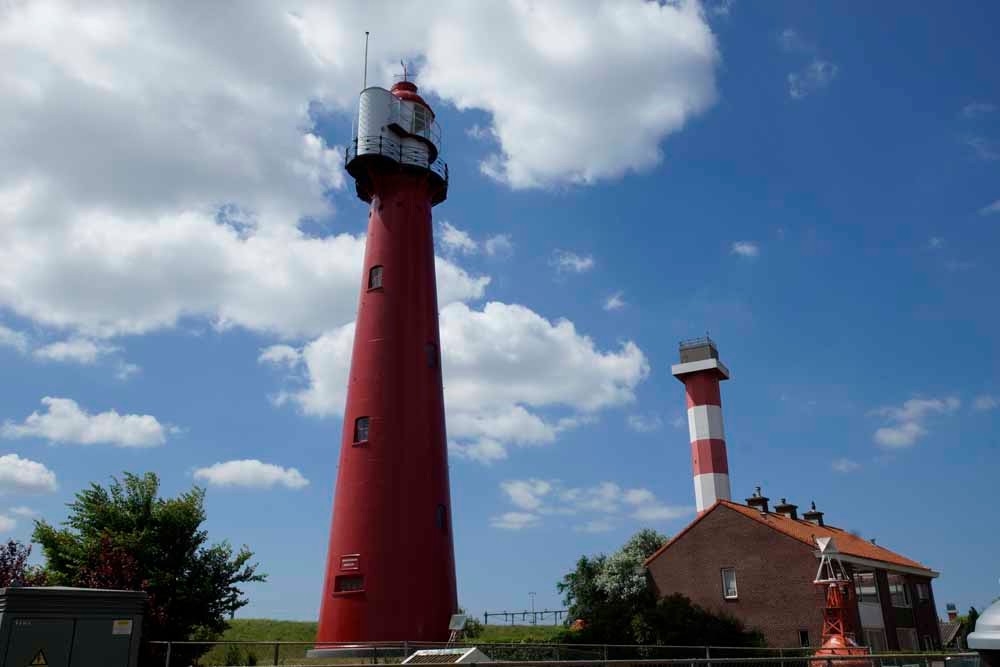 altes und aktuelles Oberfeuer Hoek van Holland NL