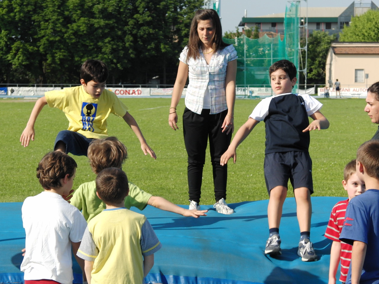 Corso ATLETICA "propedeutica al salto in alto" - Campo Scuola maggio 2011