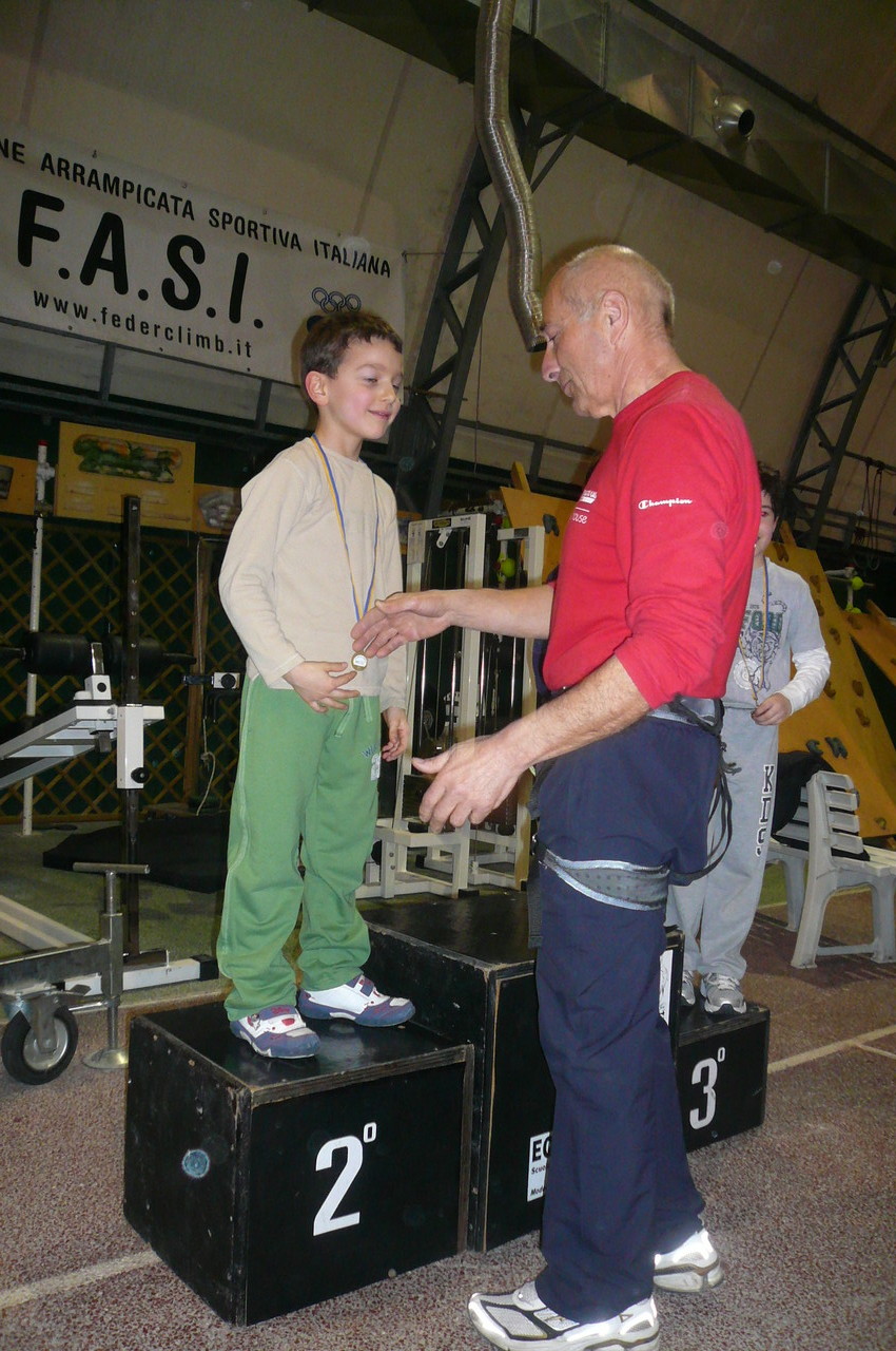 Corso arrampicata gen- feb 2010 con Bruno Furia - Premiazione