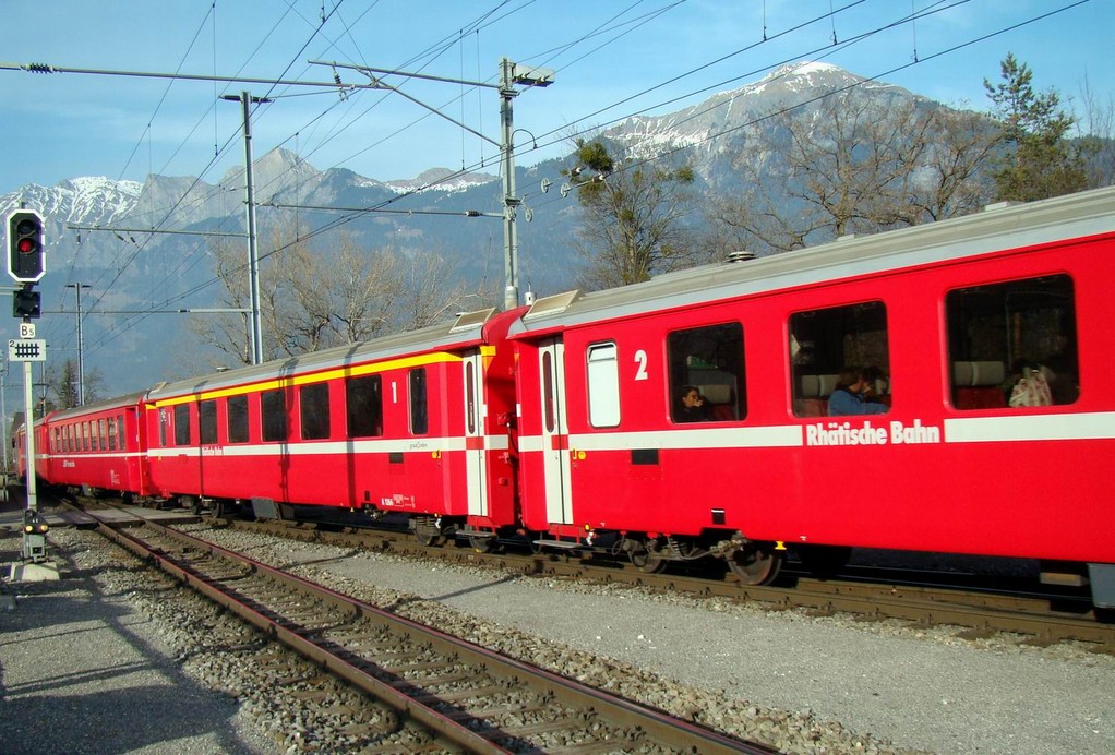 Die Rhätische Bahn startet den Social Media Schnellzug info24 Blog 24