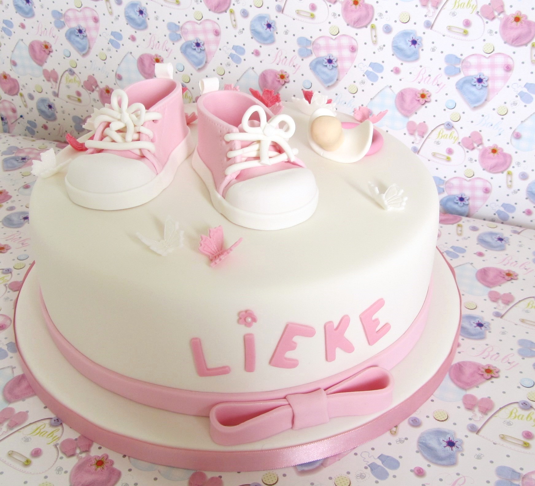 Torte zur Taufe