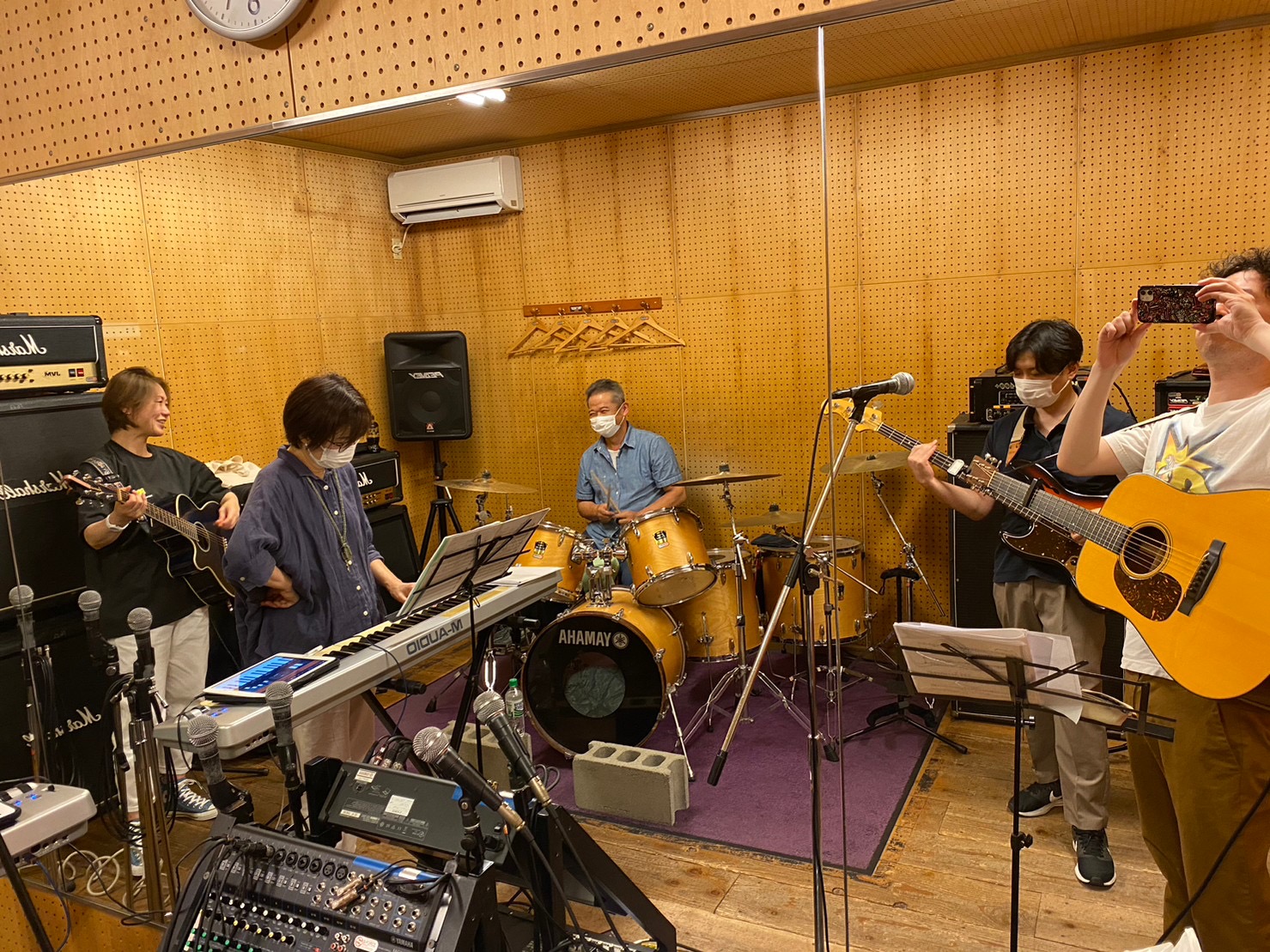 『ファミリーズ初夏の音楽会』にむけての練習風景