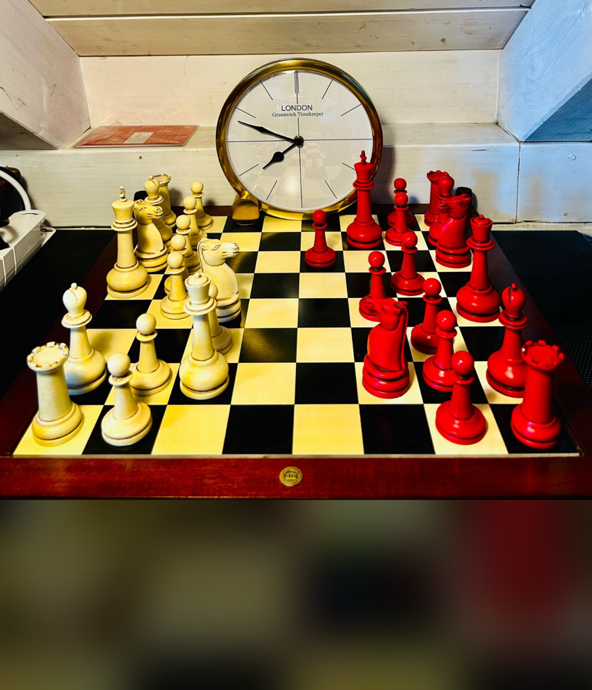 Kunst und Schach ♟️ sind nur verschiedene Felder, in denen die Selbe Poesie Ausdruck findet. (Wladimir Kramnik)