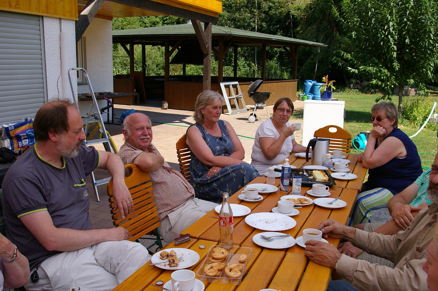 Warten auf die Steaks