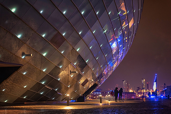 Klimahaus bei Nacht Bremerhaven