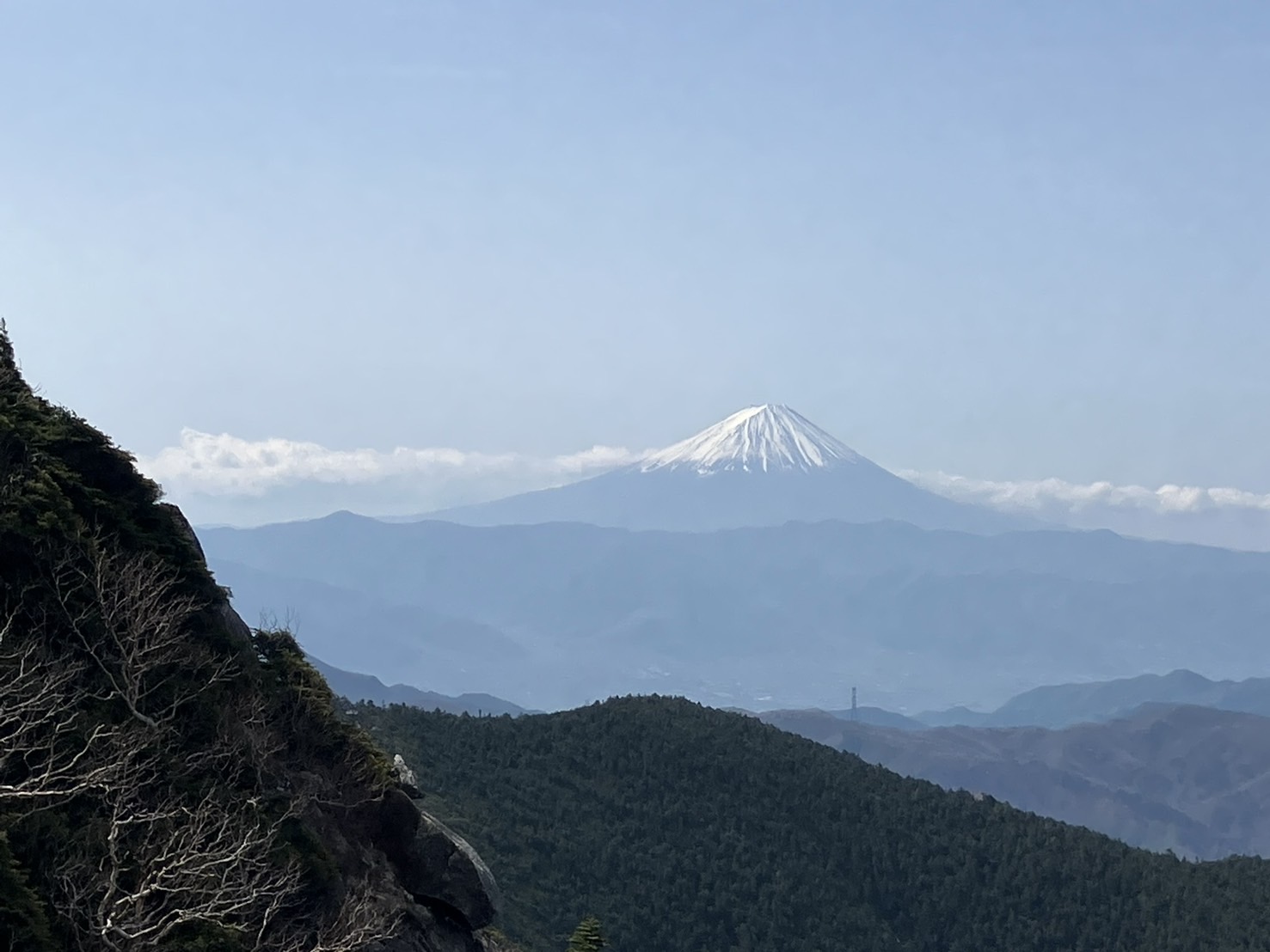 瑞牆山と金峰山 令和7年5月４日（日）〜5日（月）