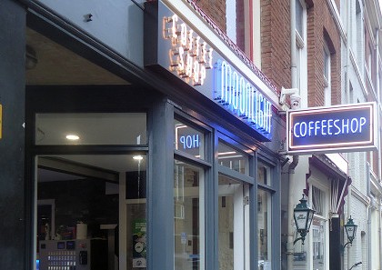 coffeeshop moonlight den haag