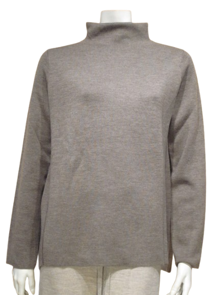 Pullover 269,- €