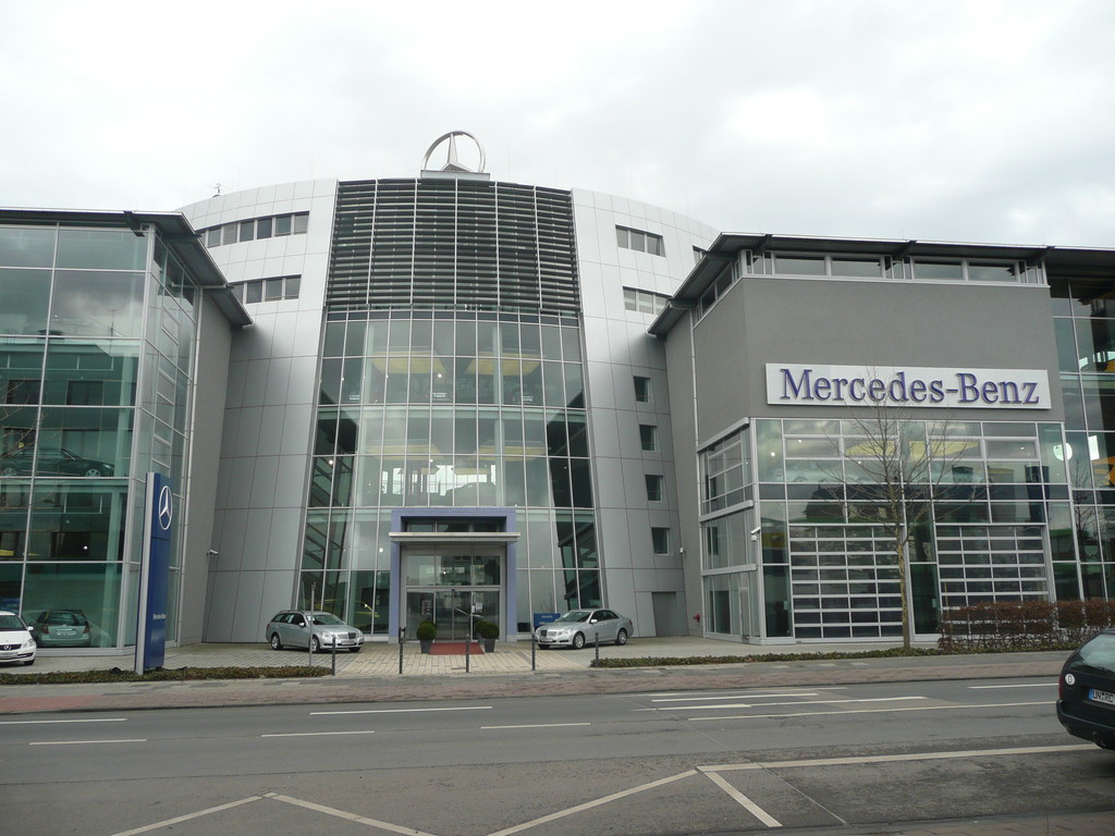 Fassadenanschlussfugen Mercedes-Center Köln