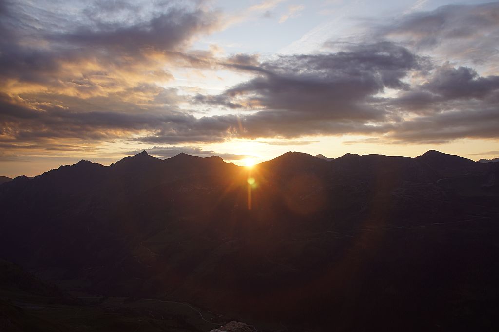 Sonnenaufgang bei der Schwarzenbgerhütte