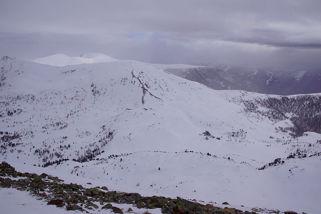 Blick vom Pfannnock nach Südosten hin zum Mallnock, rechts ist die Brunnachhöhe, das letzte Ziel zu erkennen.