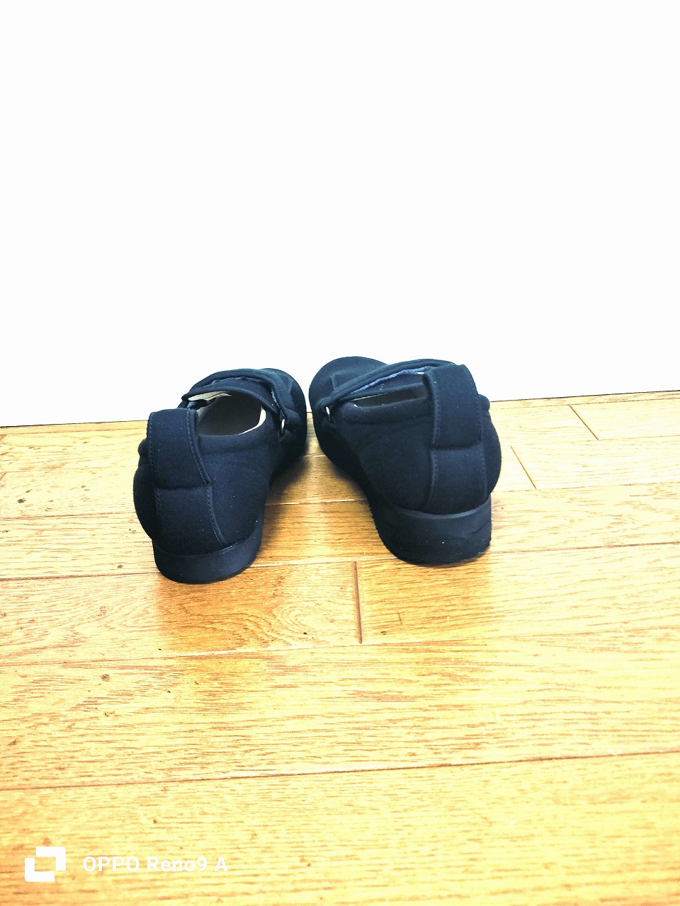 左右の脚の長さが違う方にあゆみシューズで補高靴を作製あいました