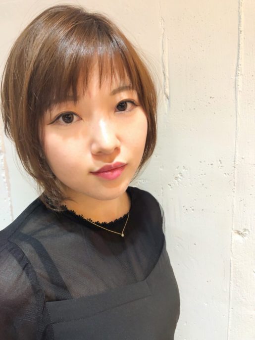 ショートボブ