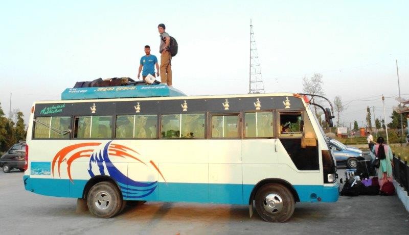 Ab in den Kleinbus nach Tamghas, Gulmi