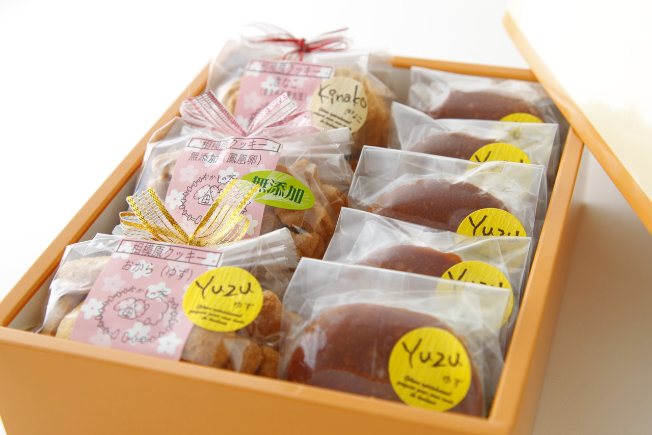 菓子折り 手作りスイーツ店 おかしの家 です