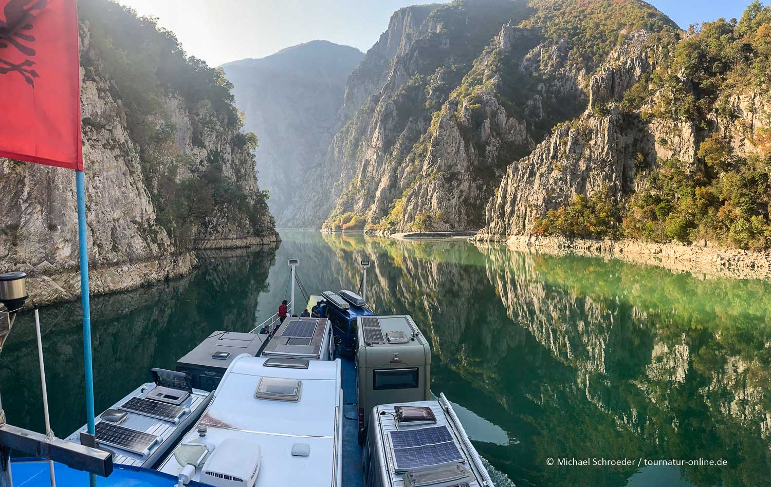 Albanien - Zum Valbona Tal und der Koman Fähre