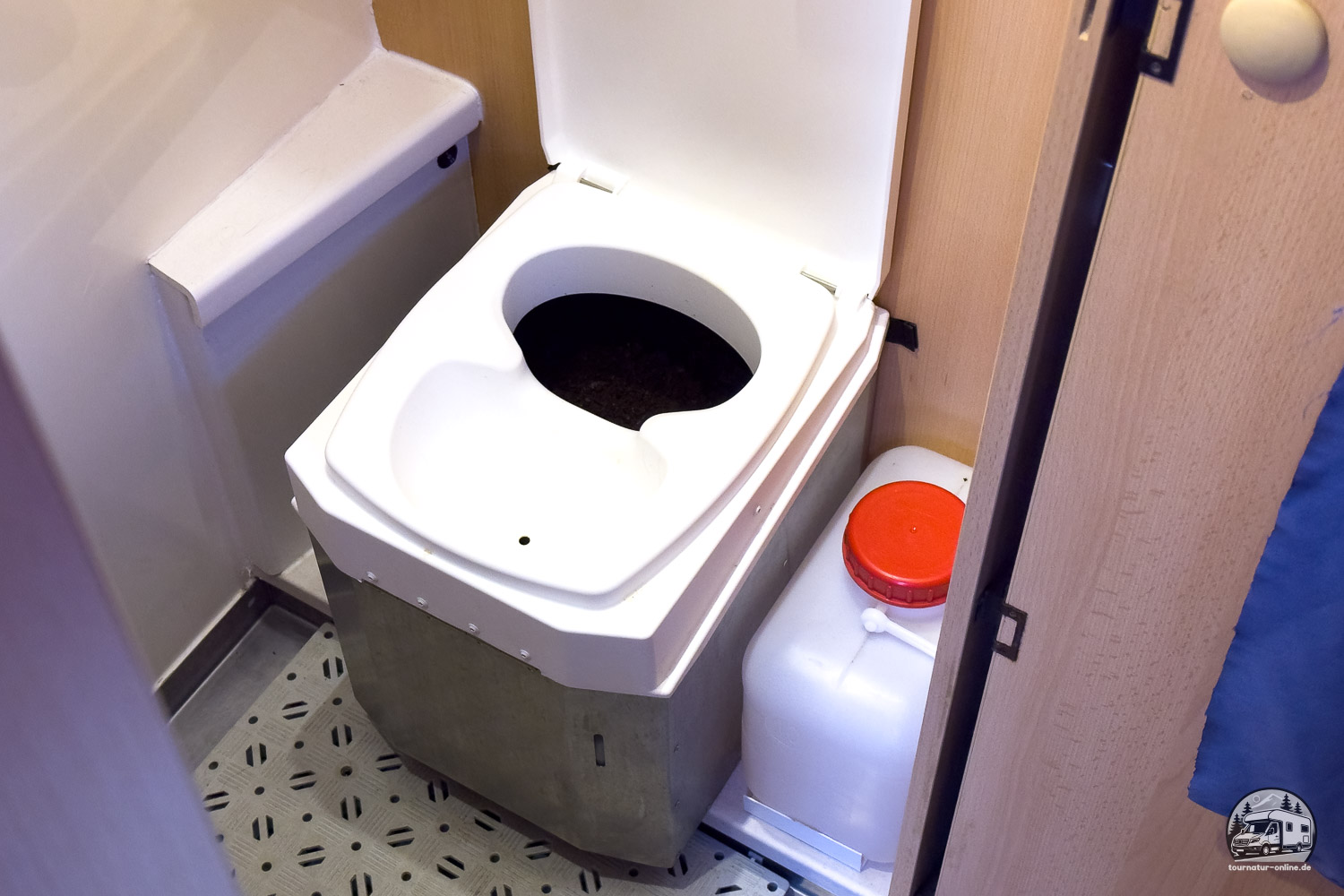 die Biotioo - die Trenntoilette unserer Wahl
